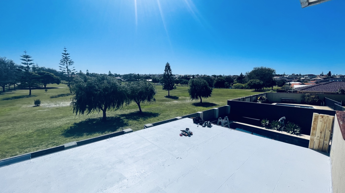 Same Mullaloo rooftop deck mid-construction before enclosure